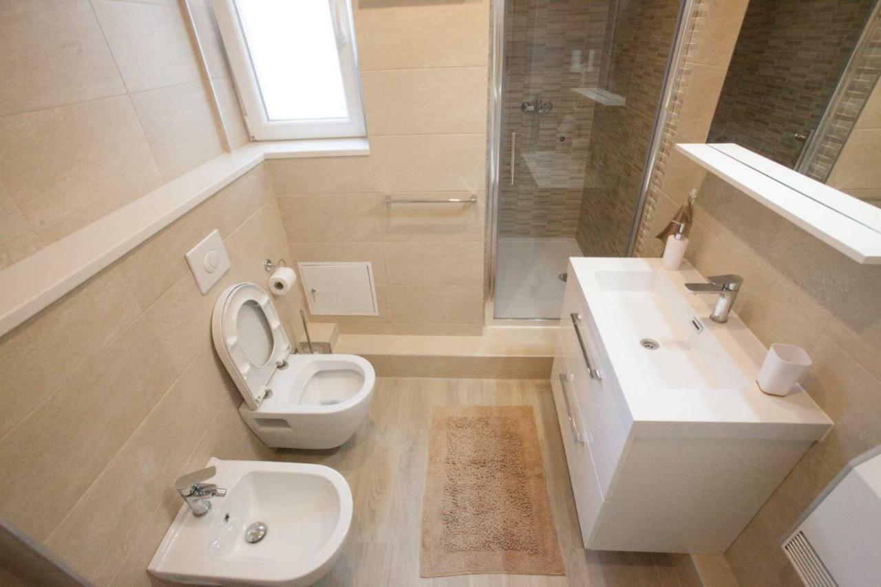 Apartamento Val Split Exterior foto